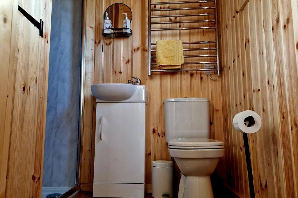 The Shepherd'S Hut @ Innlands Kilmaluag Exterior foto